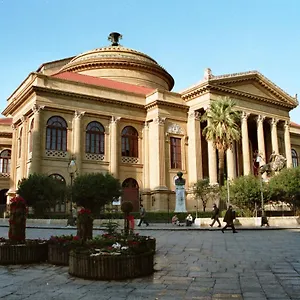 Pensjonat Garibaldi 29 - Piazza Marina A - In Pieno Centro., Palermo