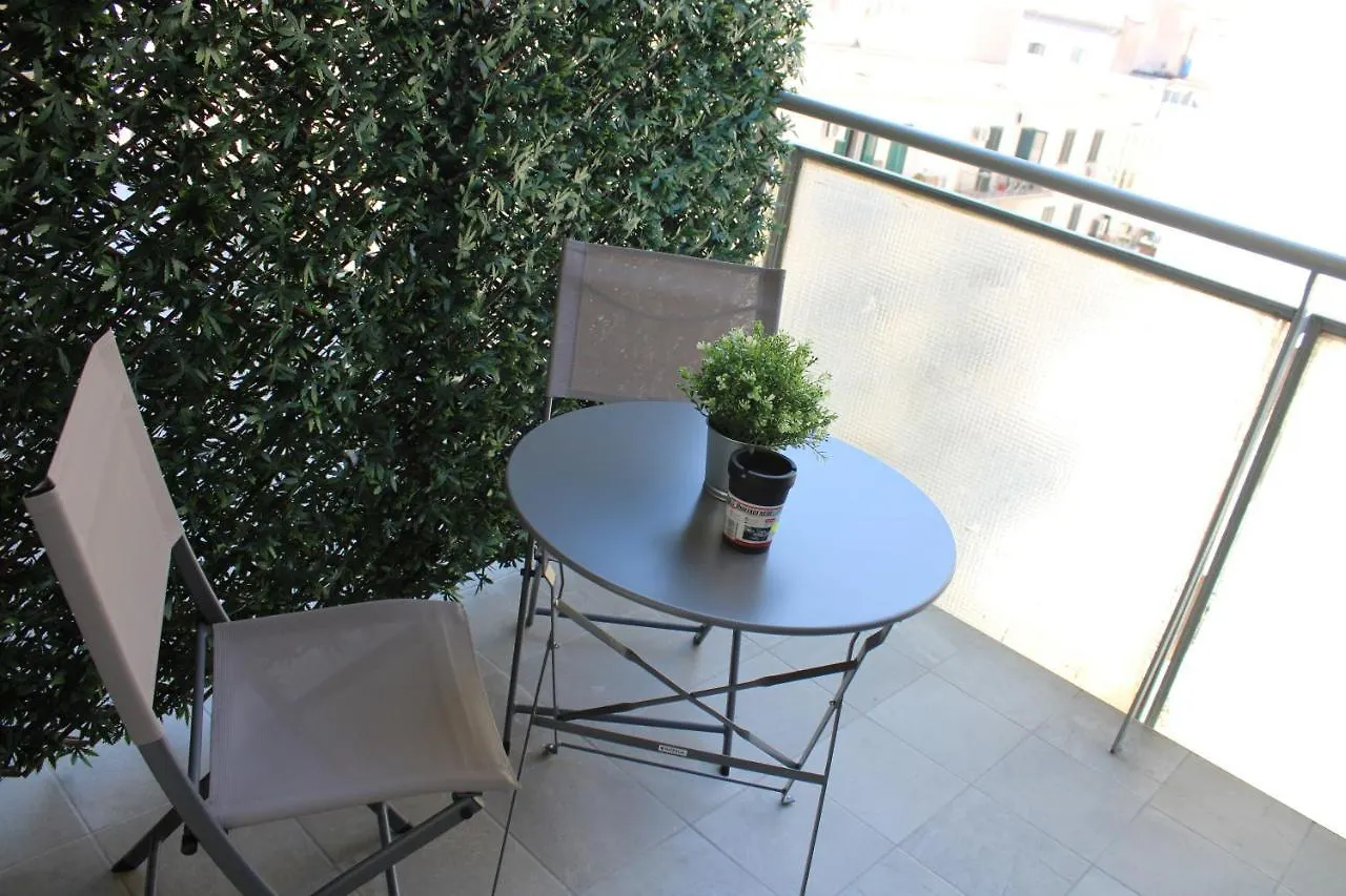 B&B D'Amari Affittacamere Palermo 2*,  Italy